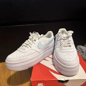 Nike Women's White and Light Blue Sneakers